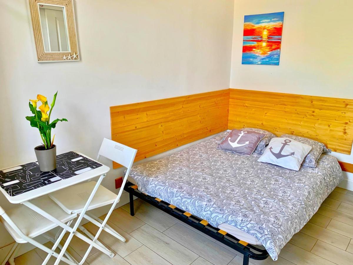 Blue Summer Vibes Mini Studio For Two, Ac, Parking, Beach At 50M, Spa Access -2 La Ciotat Kültér fotó